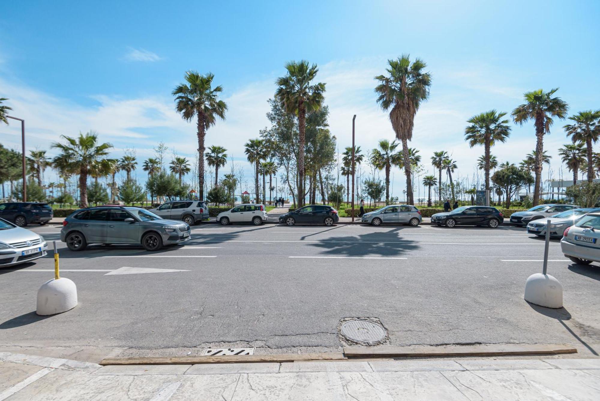 Lux Holidays Durres Exterior photo