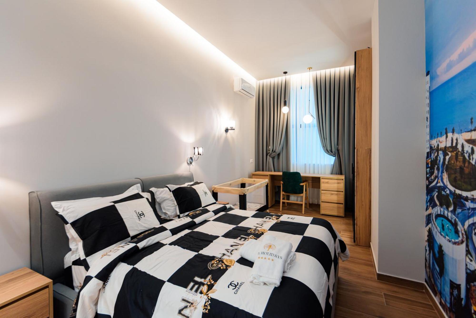 Lux Holidays Durres Exterior photo